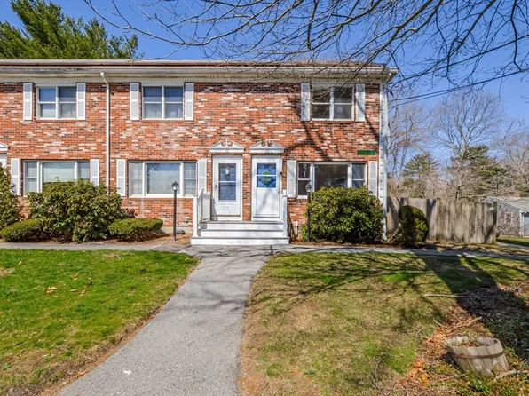 32 Robins St #32, East Bridgewater, MA 02333