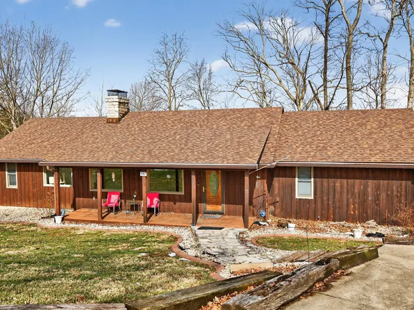 251 Herrington Woods, Harrodsburg, KY 40330