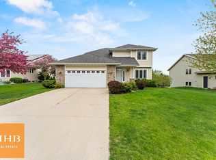 833 Longwood Dr, Oregon, WI 53575