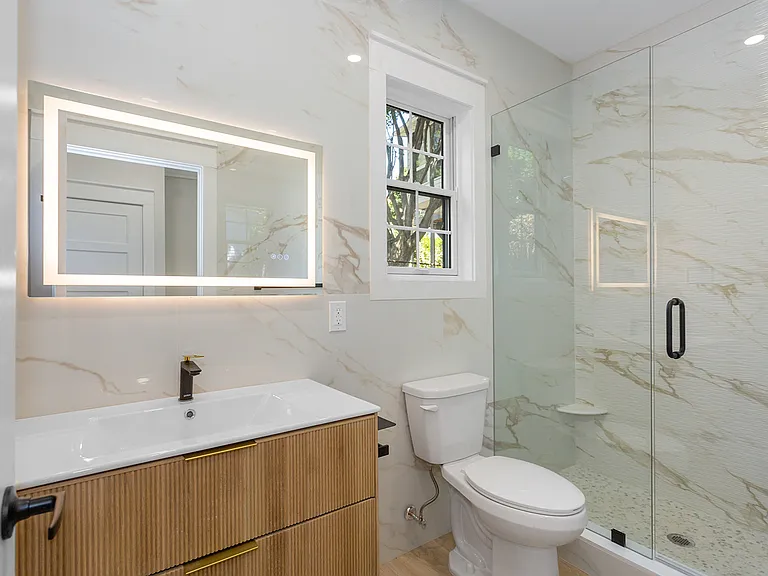 5 Milton Ave #B — Photo 24