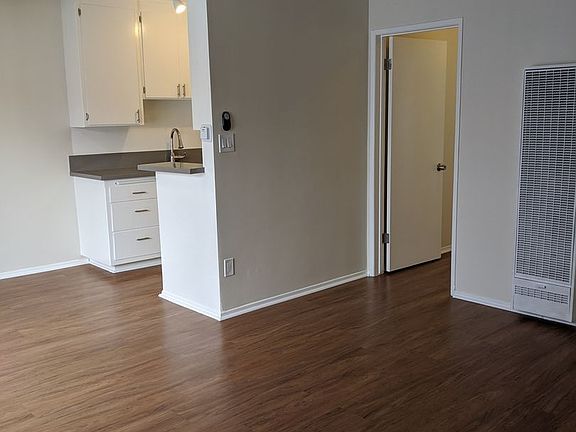 3rd image of 12541 Pacific Ave #7