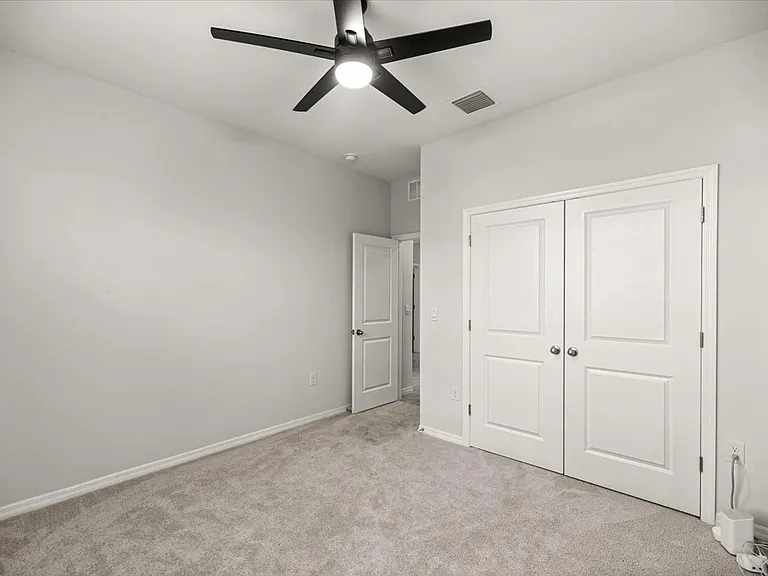 8931 SW 49th Cir — Photo 18