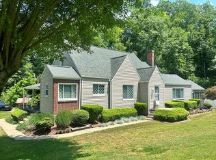 201 Orchard Ln, Paden City, WV 26159