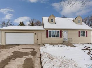 5412 S Holbrook Ave, Sioux Falls, SD 57106