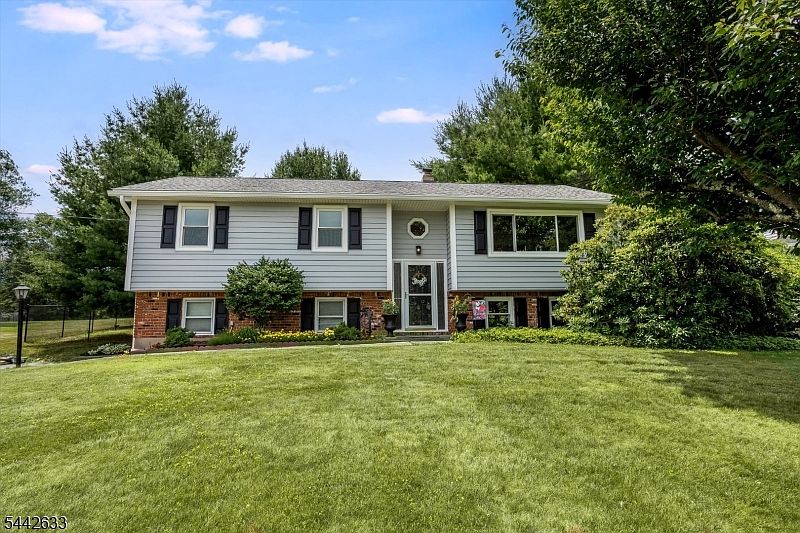 1st image of 25 Kenmar Rd