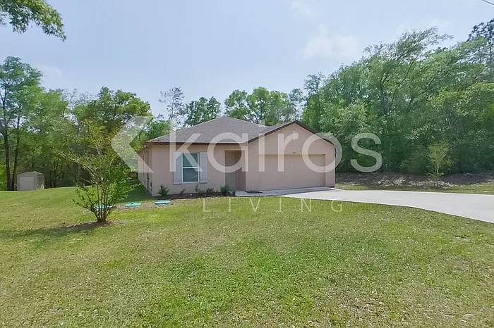 4 bed, 2.0 bath, 1449 sqft, $1,795 — Photo 2