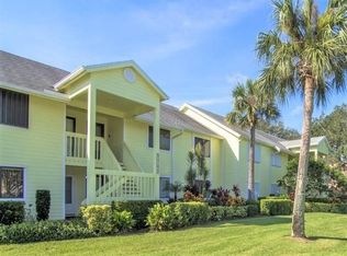 5745 Pelican Pointe Dr APT 4, Sebastian, FL 32958
