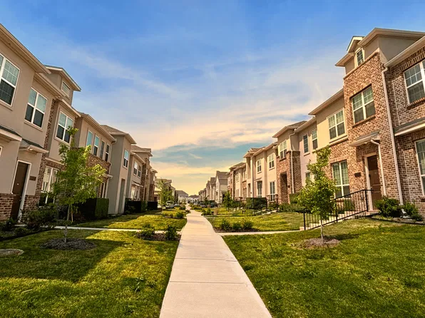 The Residences at Rayzor Ranch