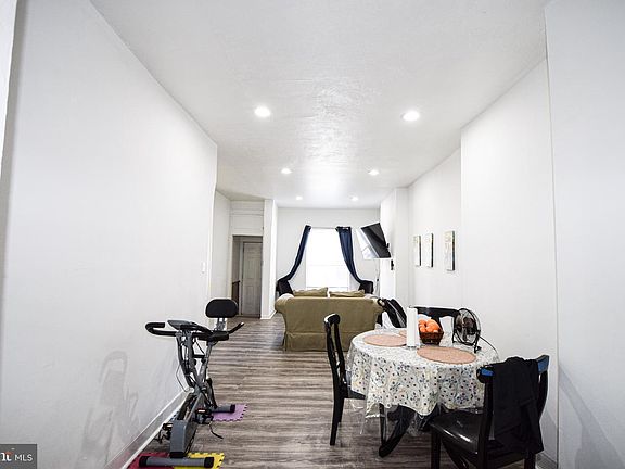 5th image of 2565 W Baltimore St
