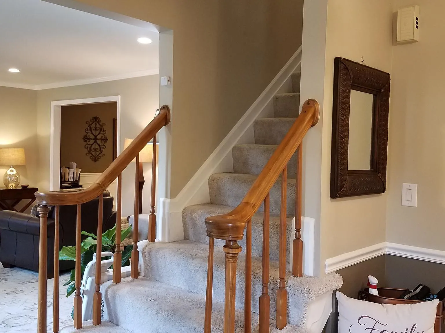 4 bed, 3.5 bath, 3113 sqft, $3,900 — Photo 2