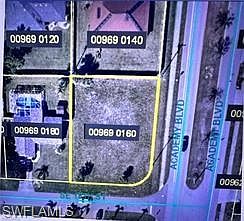 2nd image of 627 SE 18th ST