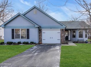 528 Petunia Lane, Whiting, NJ 08759