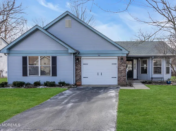 528 Petunia Lane, Whiting, NJ 08759