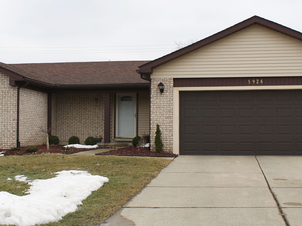1st image of 5926 Runnymeade Dr