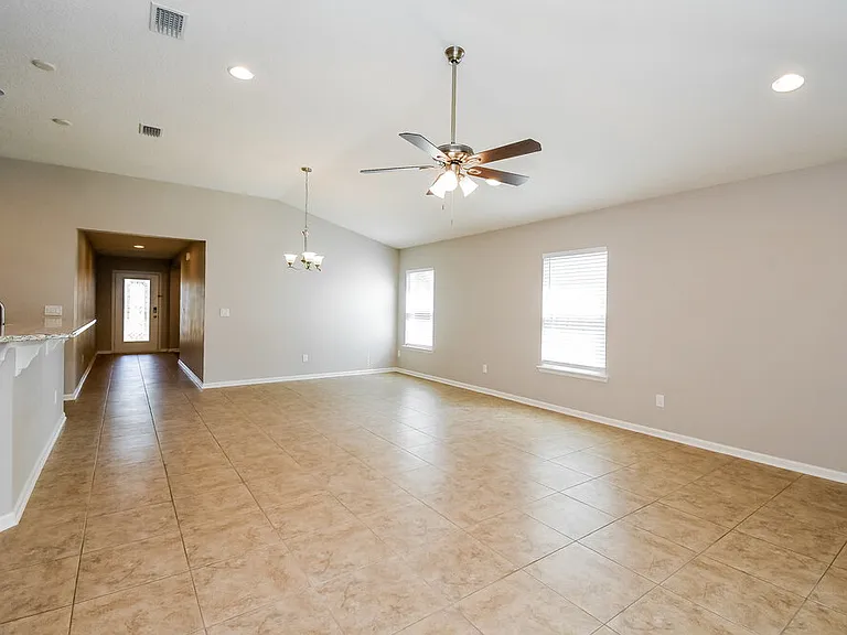 76802 Timbercreek Blvd — Photo 4
