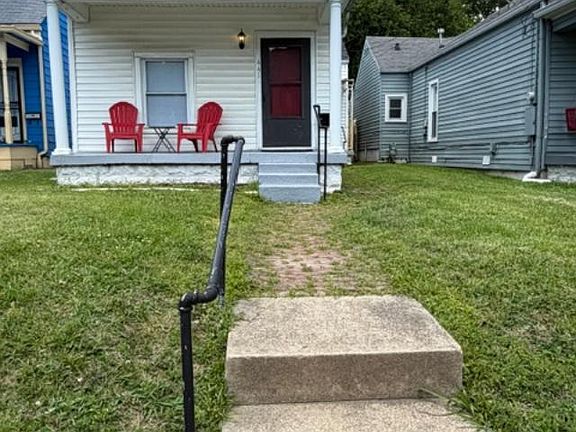 3rd image of 441 E Brandeis Ave