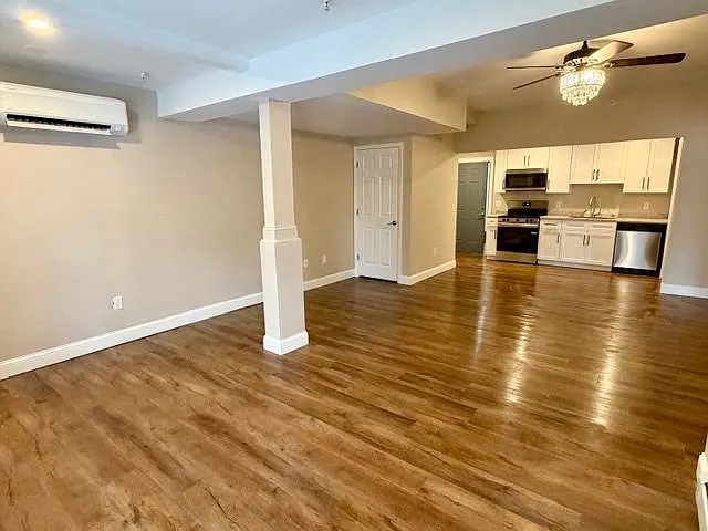 Capital City Heights Apartments — Photo 30