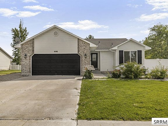 2nd image of 4146 Forest Glen Dr