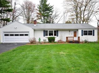 8 Stardust Dr, Granby, CT 06035