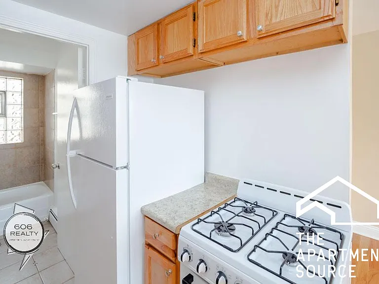 3443 S Central Ave #5 — Photo 1