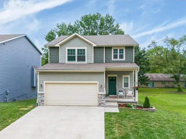 1220 Walnut St, Eudora, KS 66025