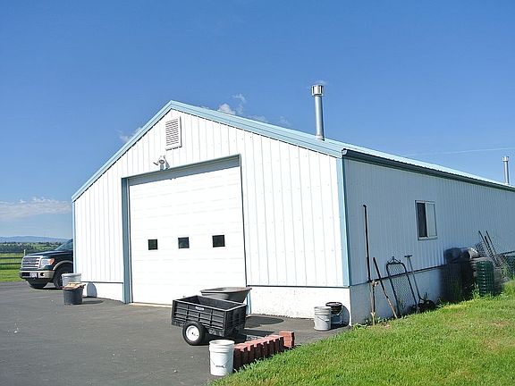 5th image of 555 Little Belt Dr