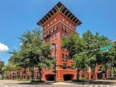 911 N Orange Ave APT 528, Orlando, FL, 32801