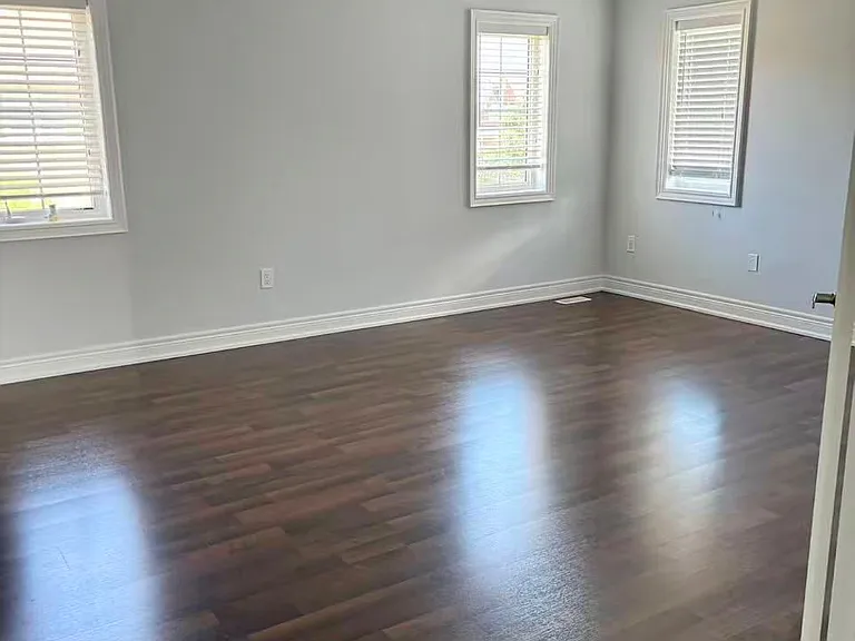 16 Jericho Ave — Photo 20