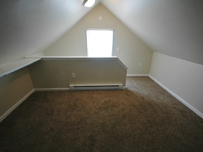 125 N Summit St #1 — Photo 9