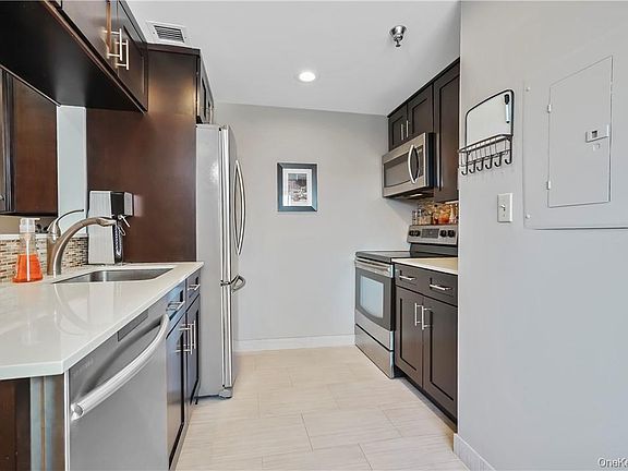 4th image of 123 Mamaroneck Avenue #215
