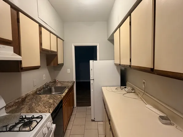 570 Whitney Ave, New Haven, CT