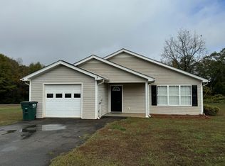 3018 Old Maysville Rd, Commerce, GA 30529