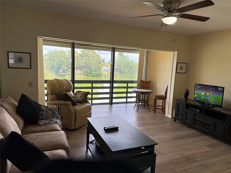 5631 Ashton Lake Dr #7 — Photo 11