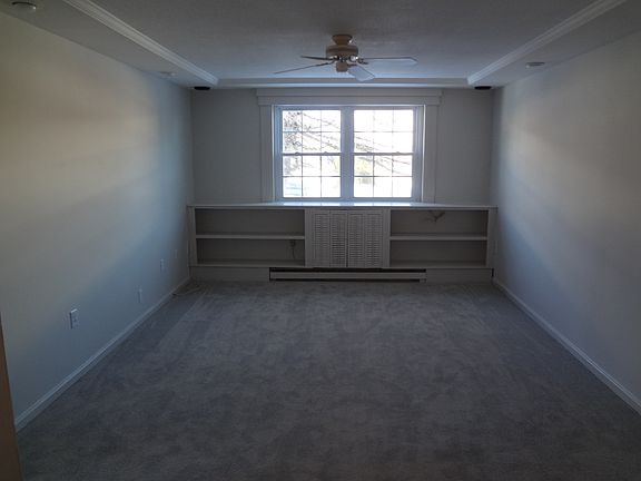 3rd image of 236 Low St APT 16