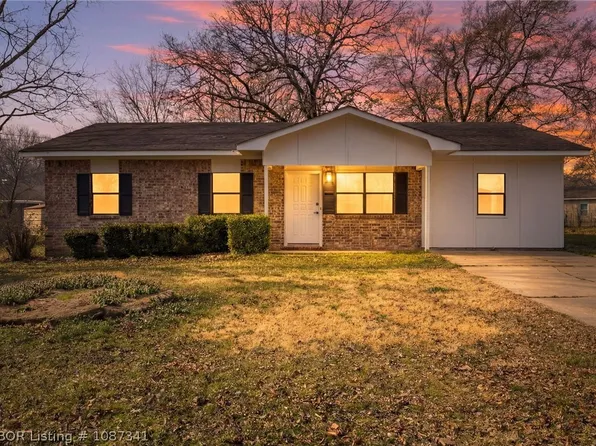 1105 Brentwood Dr, Greenwood, AR 72936