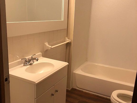 3rd image of 1104 W 29th St