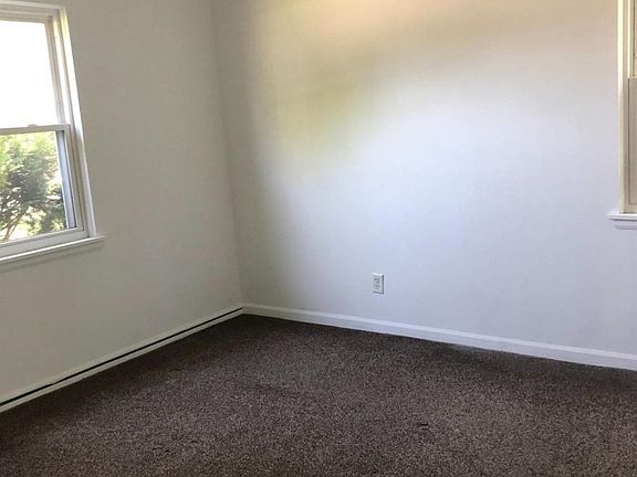 4th image of 6832 N Olcott Ave