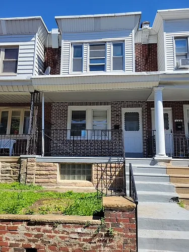 151 W Ruscomb St Photo 1