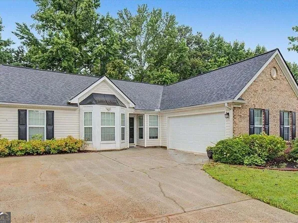 221 Mount Laurel Dr, Dallas, GA 30132