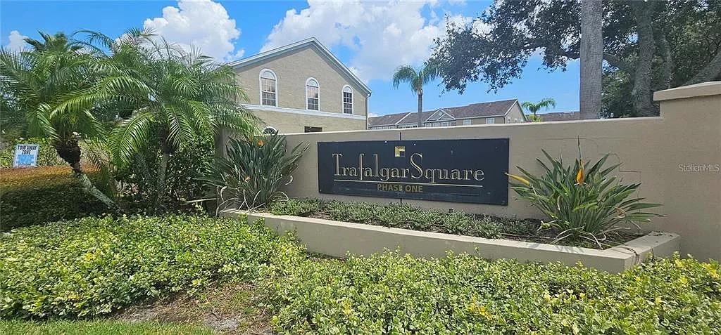 3 bed, 2.5 bath, 1336 sqft, $2,150 — Photo 2