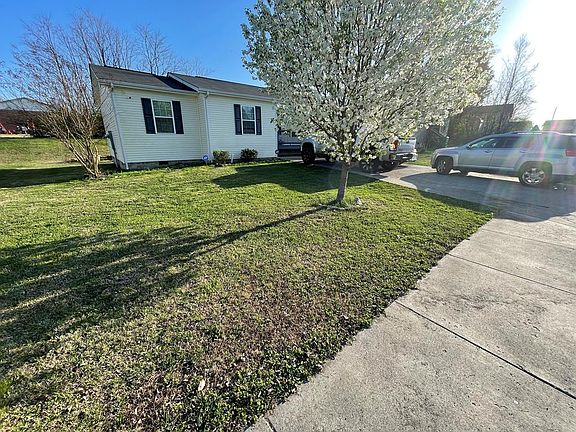 3rd image of 1184 Clover Dale Ln