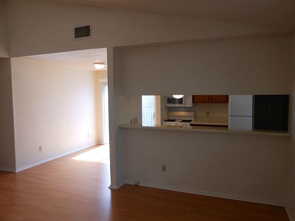 5th image of 3504 Eskew Dr #A