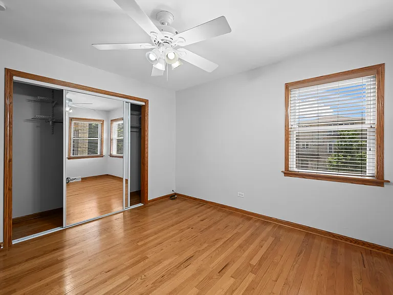 8610 W Summerdale Ave #2S — Photo 15