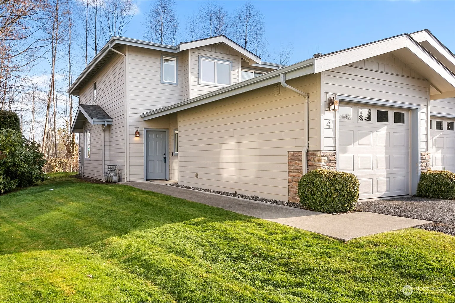 1384 Bayview Court #E4 photo 1