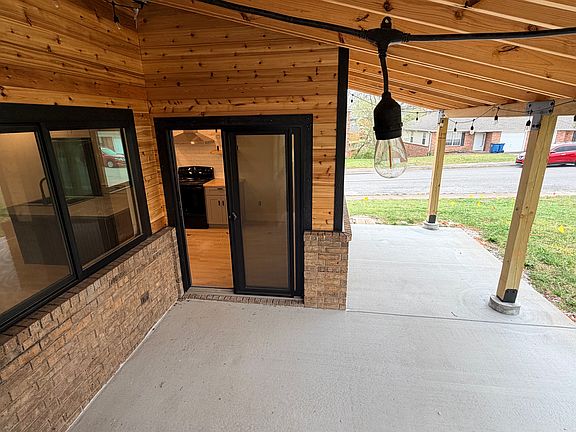 2nd image of 501 Camellia Dr #A