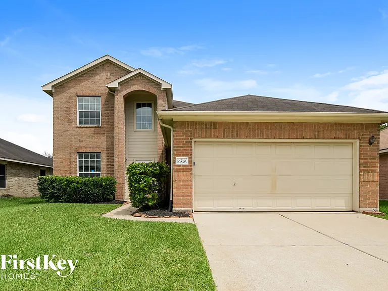 10803 Gold Finch Rd — Photo 1