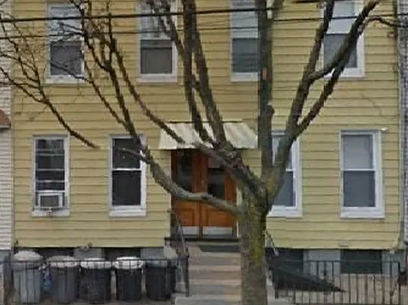 1917 Putnam Ave, Flushing, NY 11385