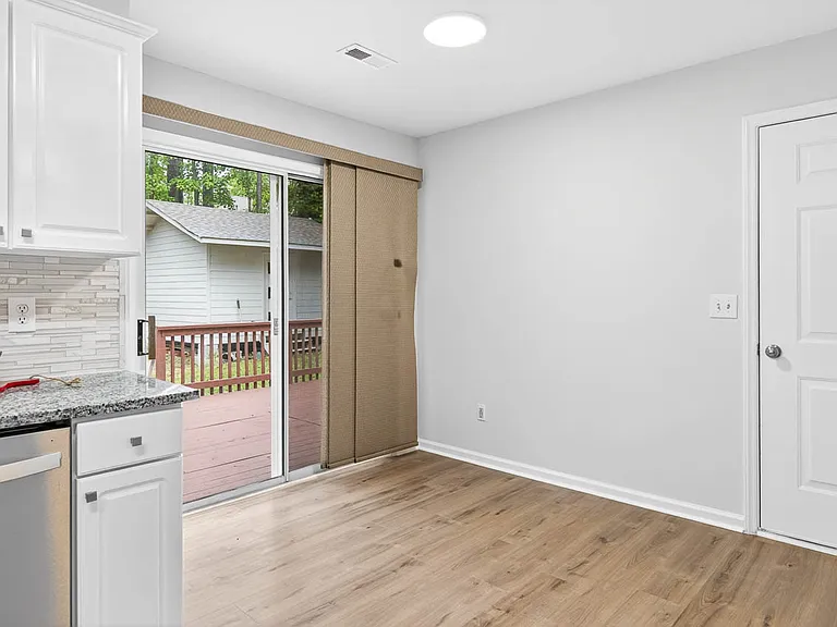106 Sarabande Dr — Photo 9