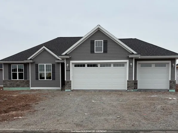 1439 Divinity Dr, De Pere, WI 54115