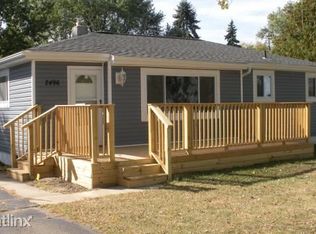 2496 N Williams Lake Rd, Waterford, MI 48327